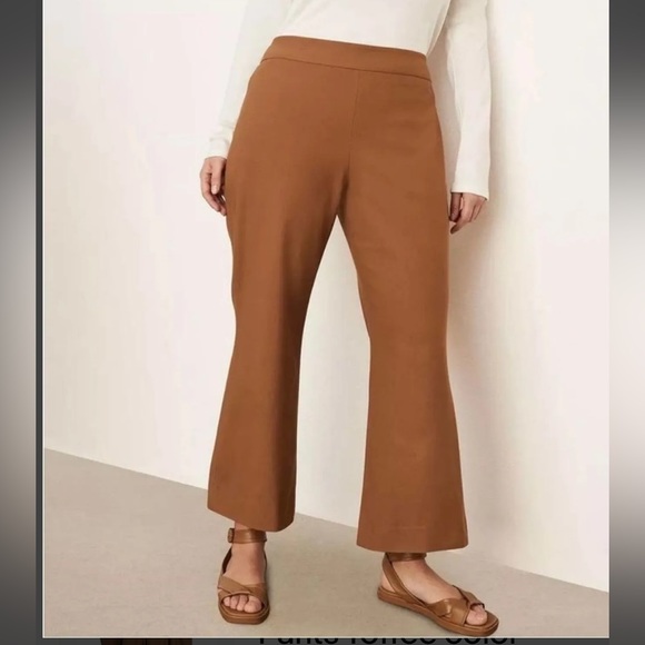 Vince Women's Kick Flare Crop Pants - Picture 3 of 17